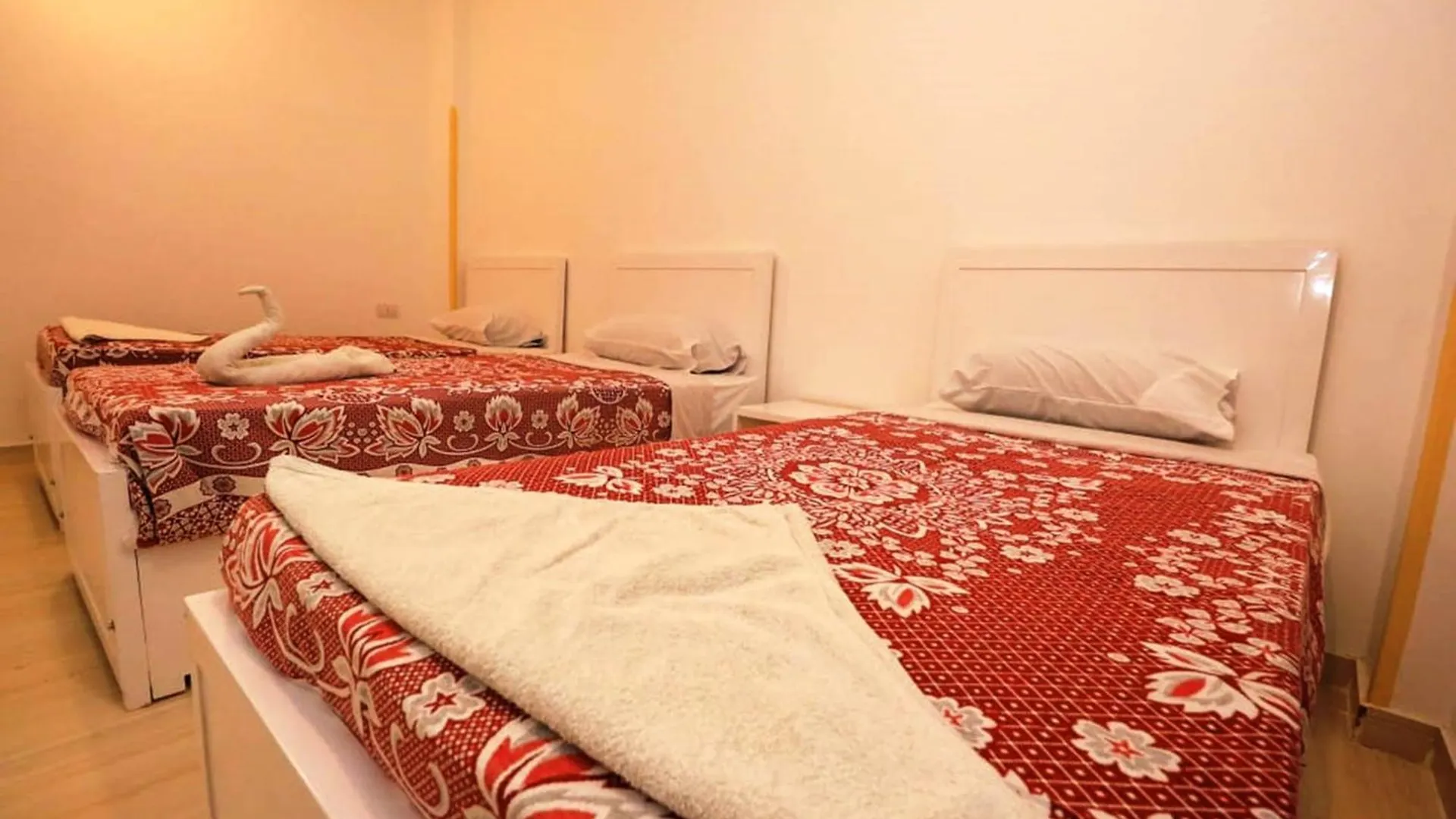 Luxor View Hostel 3*,  Mısır
