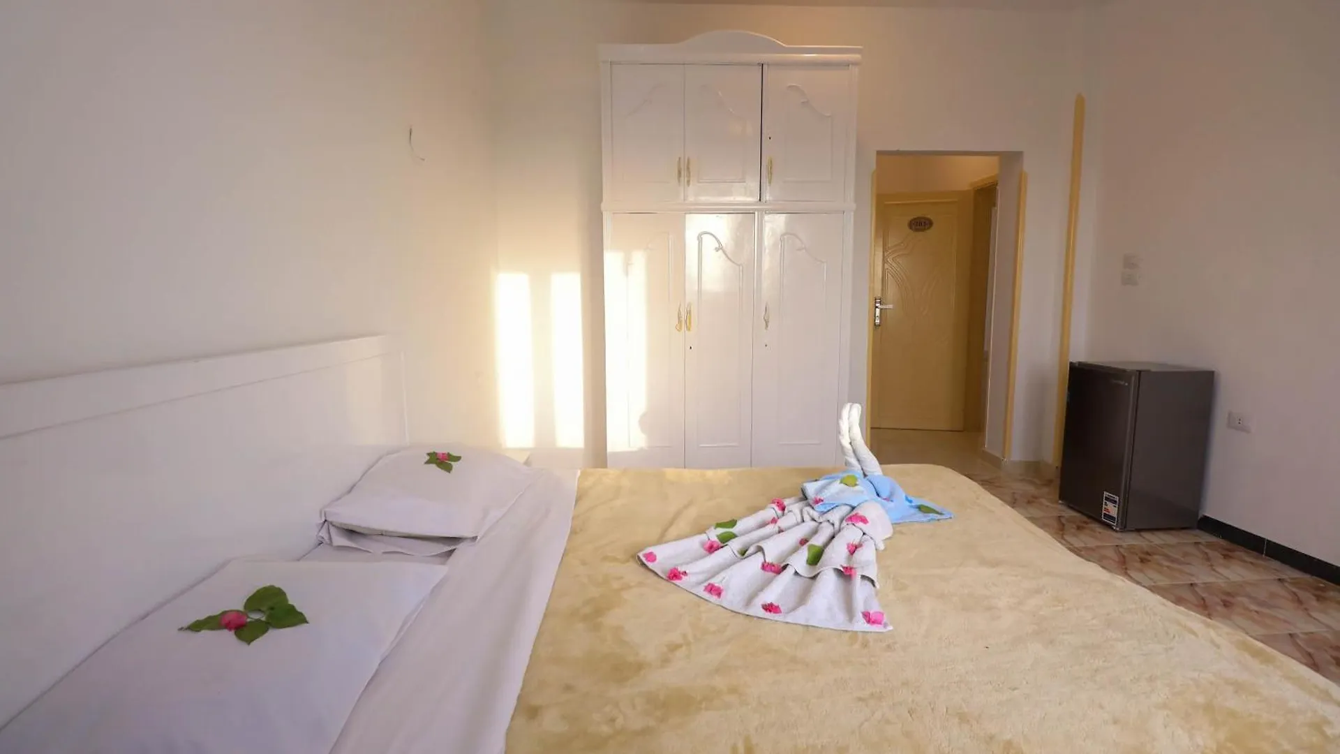Luxor View Hostel Otel